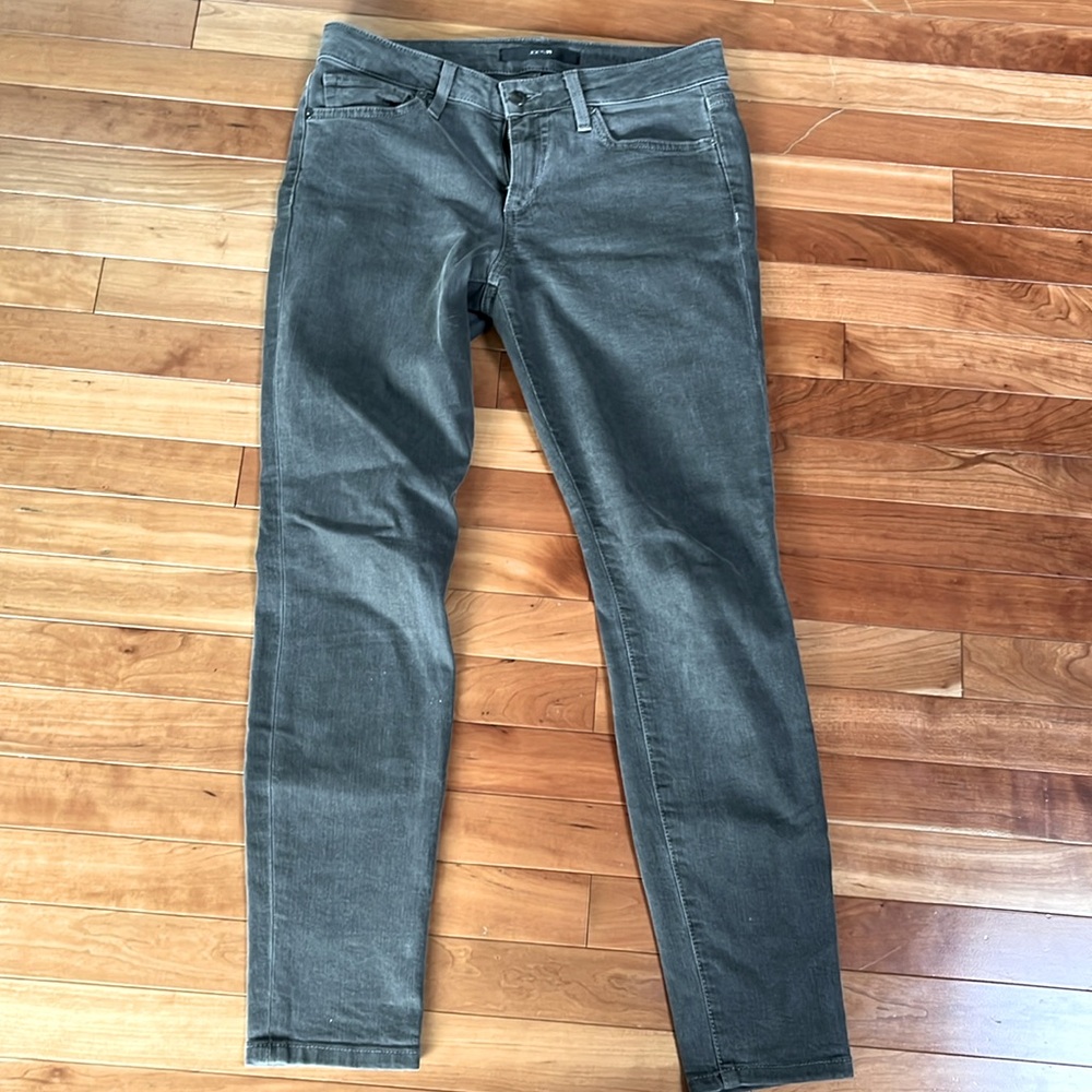 Joe’s Jeans 27 Grey Skinny Ankle Jeans